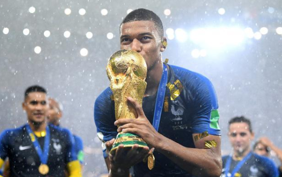 姆巴佩精彩进球视频 姆巴佩超车视频 姆巴佩精彩集锦视频