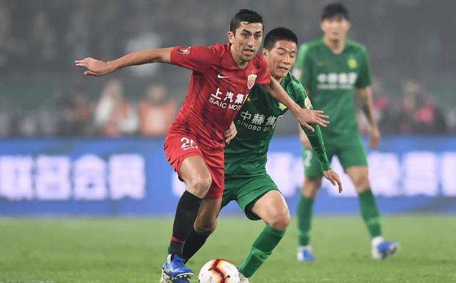 足球一场时间多久 足球比赛多长时间一场