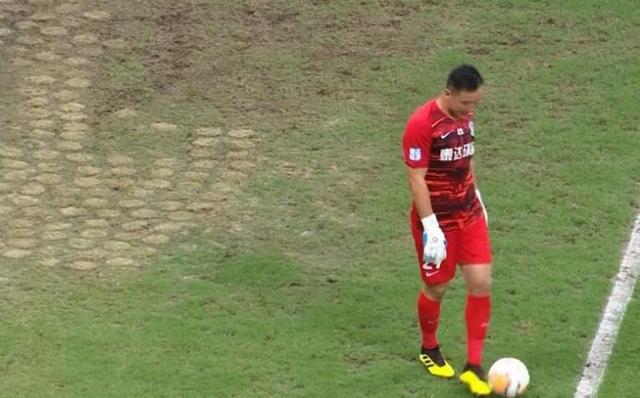 中超草皮出现了大量的问题 中超草皮的质量到底怎么样