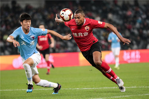 2020中超联赛第6轮深圳佳兆业对战大连人前瞻 A组榜尾两队死战谁能获得关键三分