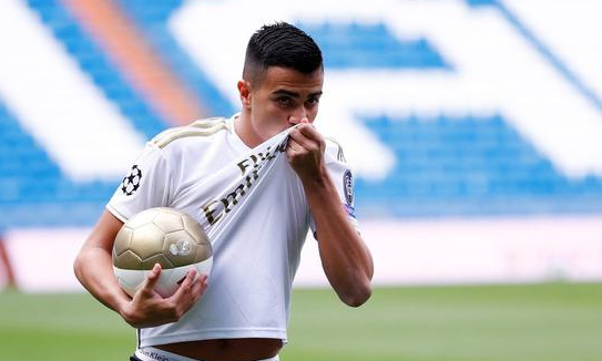 皇马官宣18岁巴西天才租借到多特蒙德锻炼