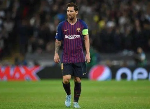 梅西为什么离开巴萨呢?