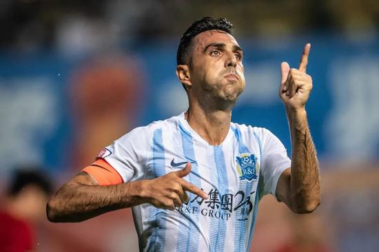 中超多名球员回归国家队 中超的实力或将大打折扣