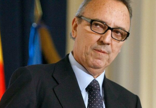 巴萨表示必须留梅西否则梅西7亿欧元违约金一分不能少