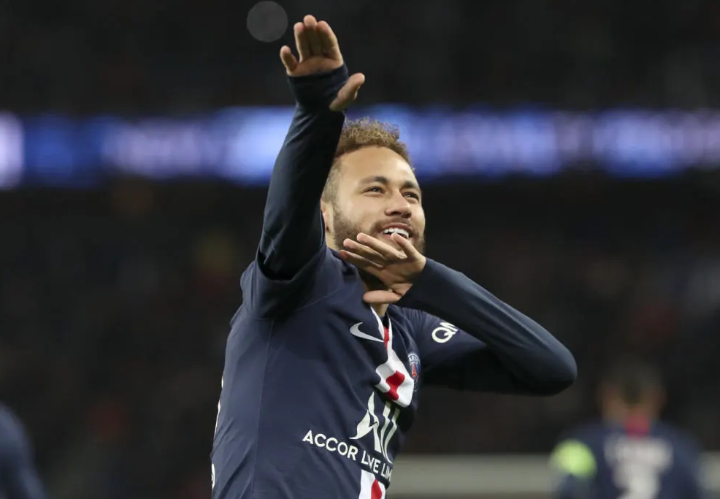 内马尔年薪2020 内马尔年薪多少欧元