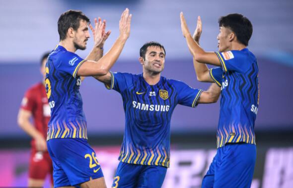 2020中超联赛第8轮江苏苏宁易购对阵河南建业战报 江苏苏宁桑蒂尼帽子戏法埃德尔梅开二度