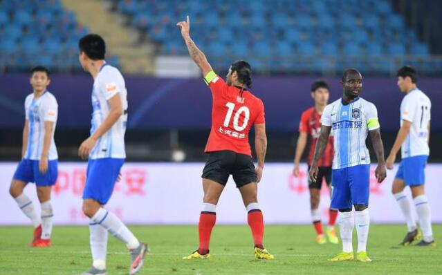 上港最稳定的对手 上港从来没有输过泰达 4-1只是刚刚达标