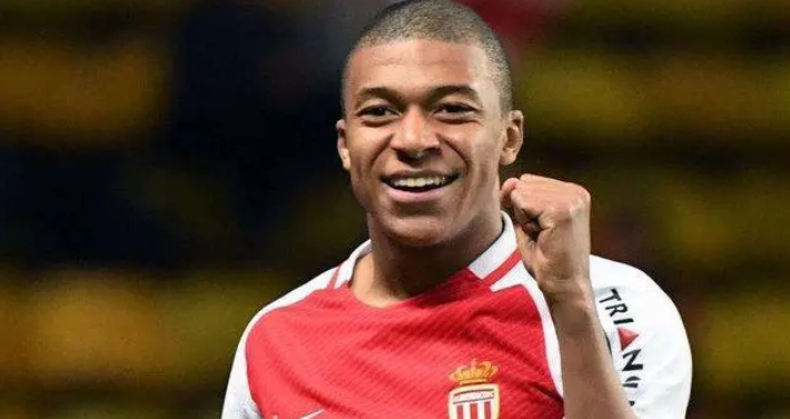 假如姆巴佩离开巴黎他会去哪呢