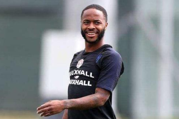 斯特林快乐足球集锦 斯特林快乐足球视频