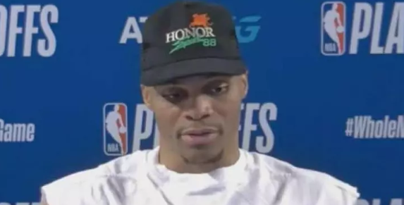 威少：别只看数据，哈登今天一直都在打出防守，而且我知道雷霆的球最后会去哪