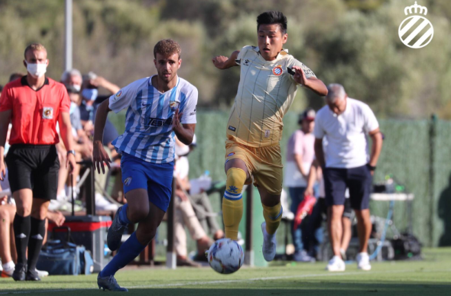 西班牙人热身赛 武磊首发打入一球