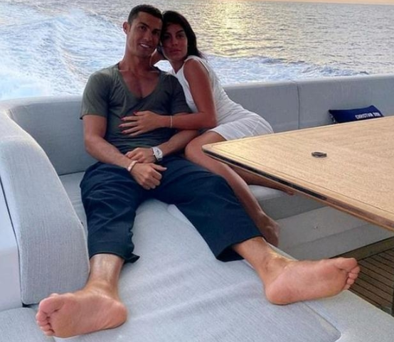 c罗的老婆是做什么的 C罗的老婆是干嘛的