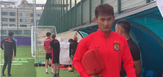 恒大3大外援伤愈成功归队 韦世豪将缺席广州德比