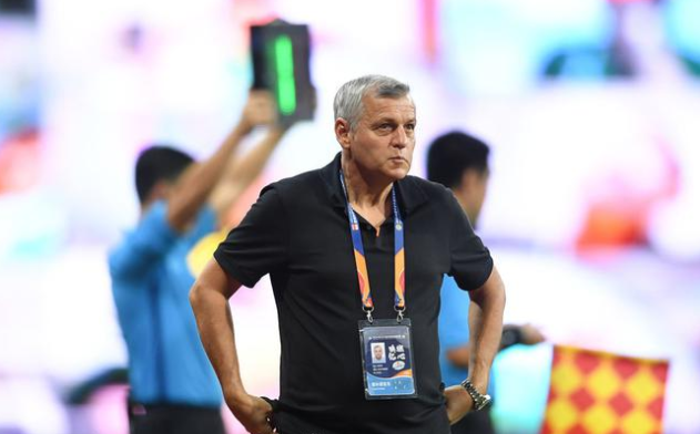 国安遭连追2球2比2卓尔 国安遭逆转