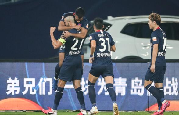 中超联赛第11轮青岛黄海青港对阵重庆当代战报 重庆三外援发力3-0战胜黄海