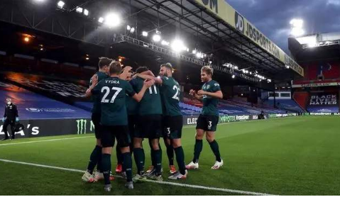 英超2020-2021赛季第二轮莱斯特城vs伯恩利 莱斯特4：2伯恩利