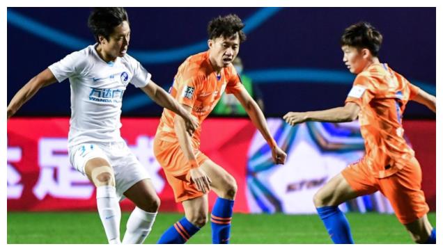 中国足协杯第一轮山东鲁能对战大连人战报 鲁能球员齐发力4-0轻松血洗大连人