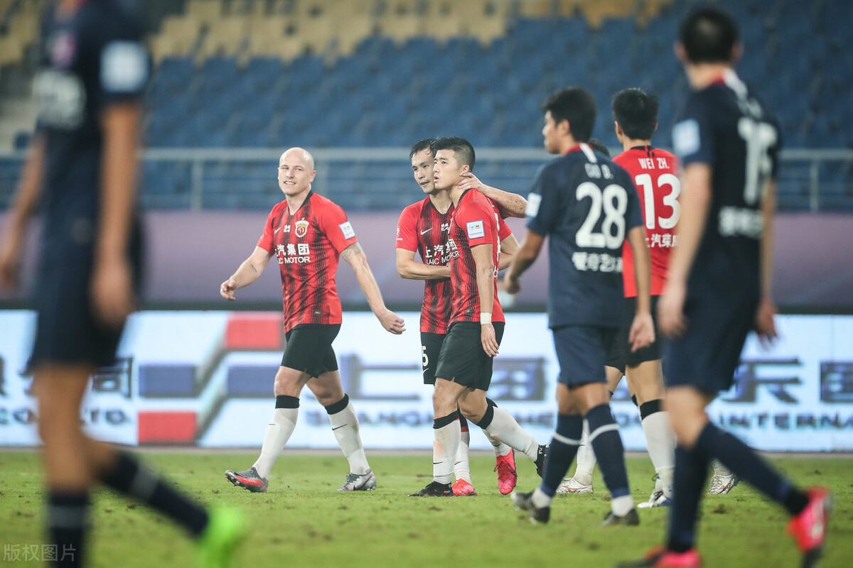 中国足协杯第一轮上海上港对战重庆当代战报 奥斯卡发挥出色帮助上港3-2淘汰重庆