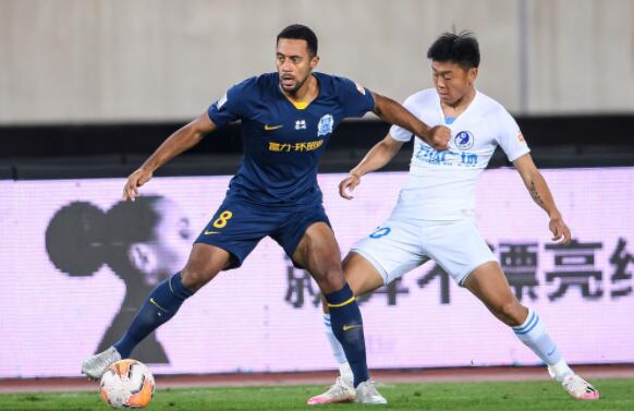 2020中超联赛第12轮广州富力对战大连人 叶楚贵读秒绝杀富力1-0战胜大连人