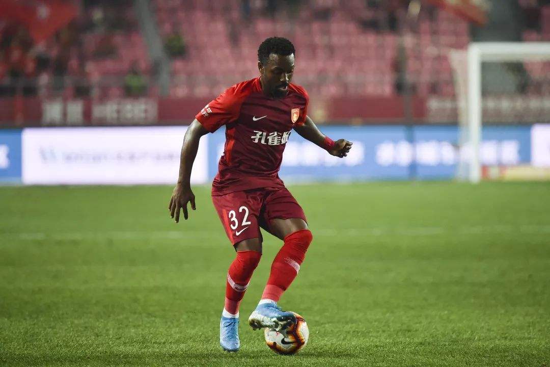 广州恒大费南多个人资料 费南多详细资料 身价 数据