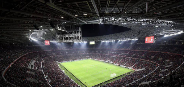 超级杯决赛将在布达佩斯举行 允许球迷入场引起各方不满