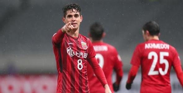 上海上港奥斯卡个人资料 奥斯卡·多斯桑托斯·恩博亚巴·朱尼奥详细资料 身价 数据