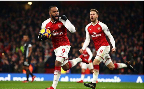 英超2020-2021赛季第4轮阿森纳vs谢菲尔德联 佩佩上演惊险进球