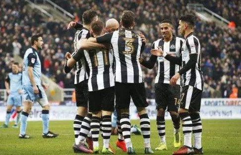 英超2020-2021赛季第4轮纽卡斯尔联vs伯恩利 圣马克西灵性传球成功破门