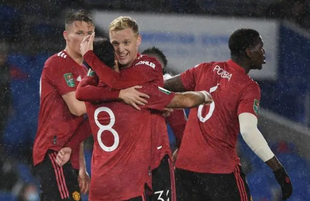 红魔闹事王博格巴再挑风波,曼联队内难题频出