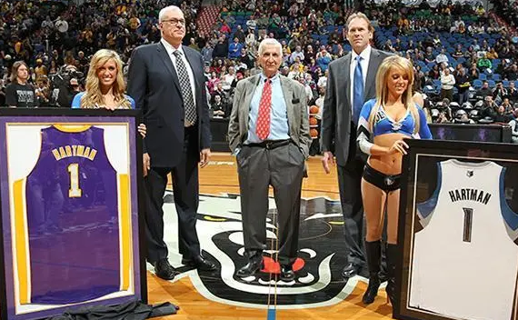 湖人队的创始人是谁 NBA湖人队老板是谁