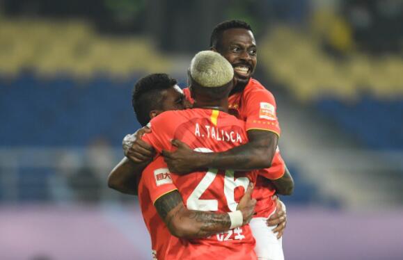 中超争冠组第16轮广州恒大对阵河北华夏战报 恒大球员各显神通5-0带走河北华夏