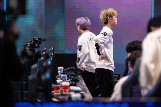 DRX、GEN今天返回韩国 需不需要等等DWG