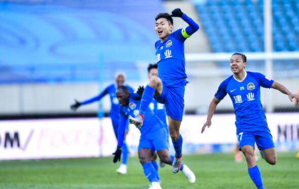 2020中超联赛保级组武汉卓尔对阵河南建业 双方各有发挥1-1战平