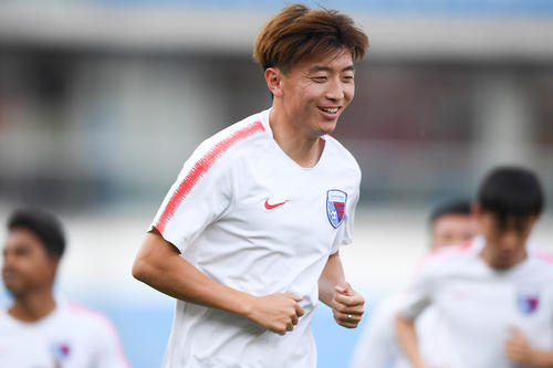 杨旭踢丢绝杀单刀 申花点球输给上港无缘四强