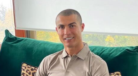 尤文对战巴萨 C罗核酸检测依旧为阳性在社交媒体表达不爽