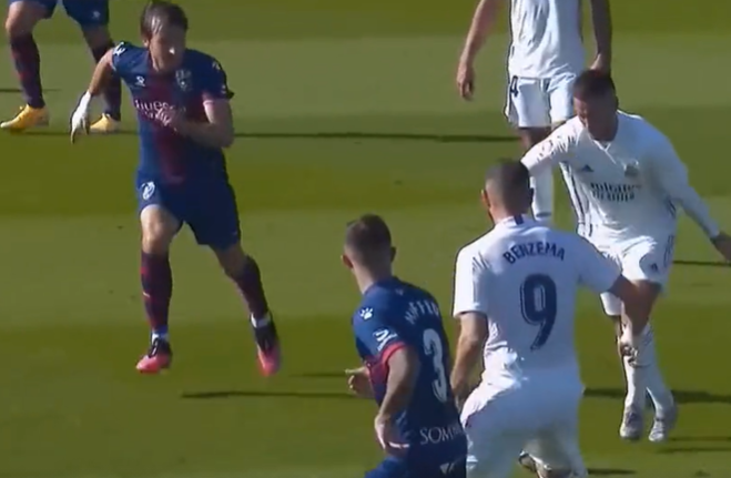 2020/21赛季西甲第8轮皇家马德里对韦斯卡战报