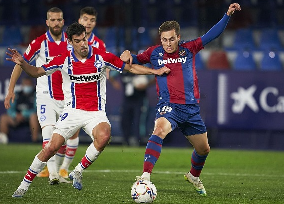 2020/21赛季西甲第9轮莱万特对阿拉维斯战报