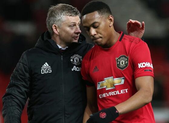 曼联核心球员马夏尔本赛季蛰伏 暂时起伏还是原形毕露