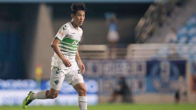 中超队支出不超6亿 超标重罚24分停赛2年