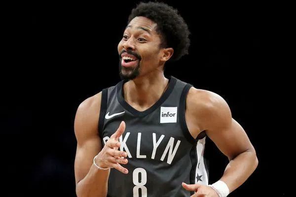 篮网丁威迪合同到期