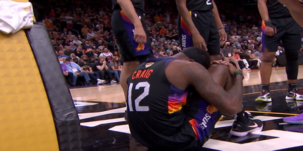 太阳队克莱格防守字母哥受伤