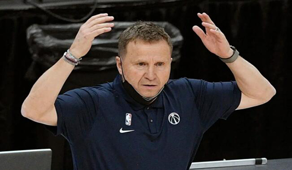 斯科特-布鲁克斯加盟开拓者