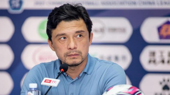 前国脚谢晖因酒后失言被停职