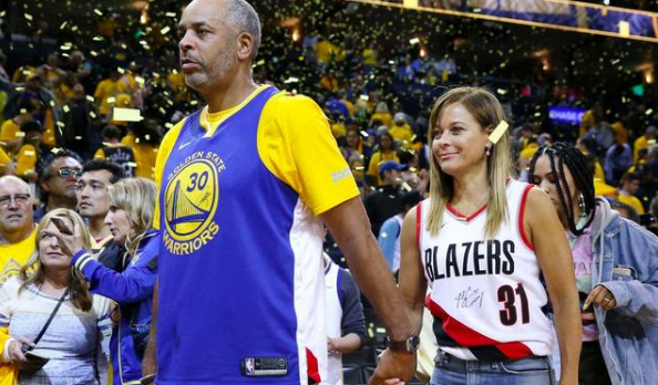 库里父母突然离婚，心疼小学生库里