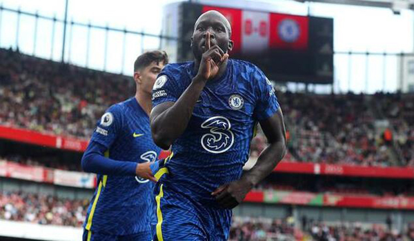 卢卡库英超首秀破门 切尔西2-0阿森纳