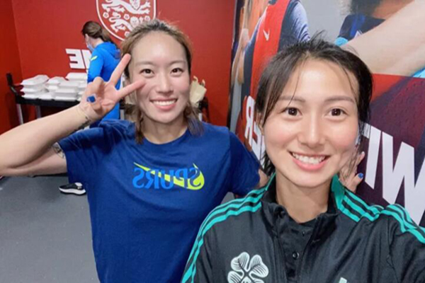 唐佳丽首场进球