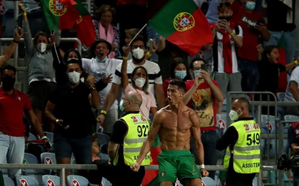 C罗111球成国家队历史射手王