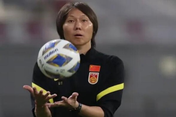 李铁对阵日本当决赛来踢