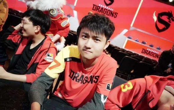 上海龙之队有几个中国人