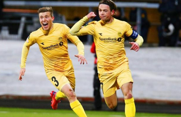 穆里尼奥执教生涯首次单场丢6球